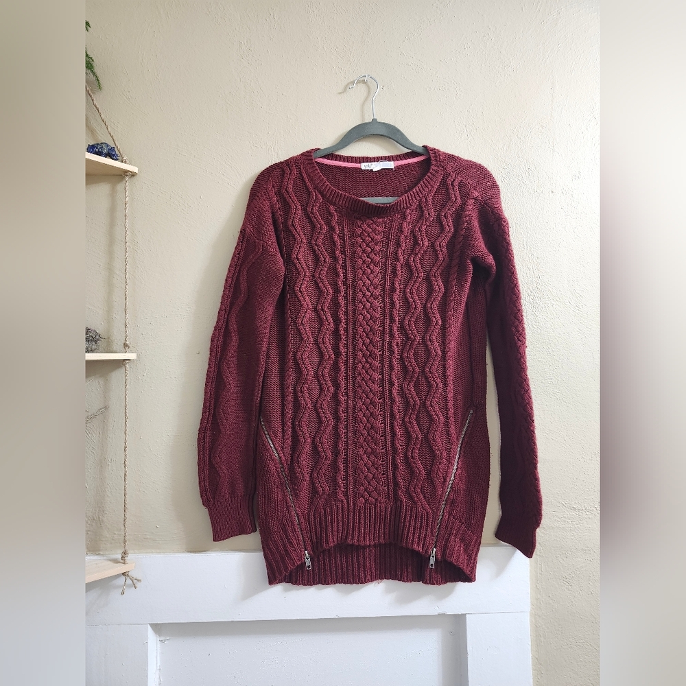 Jolt Sweater size Medium